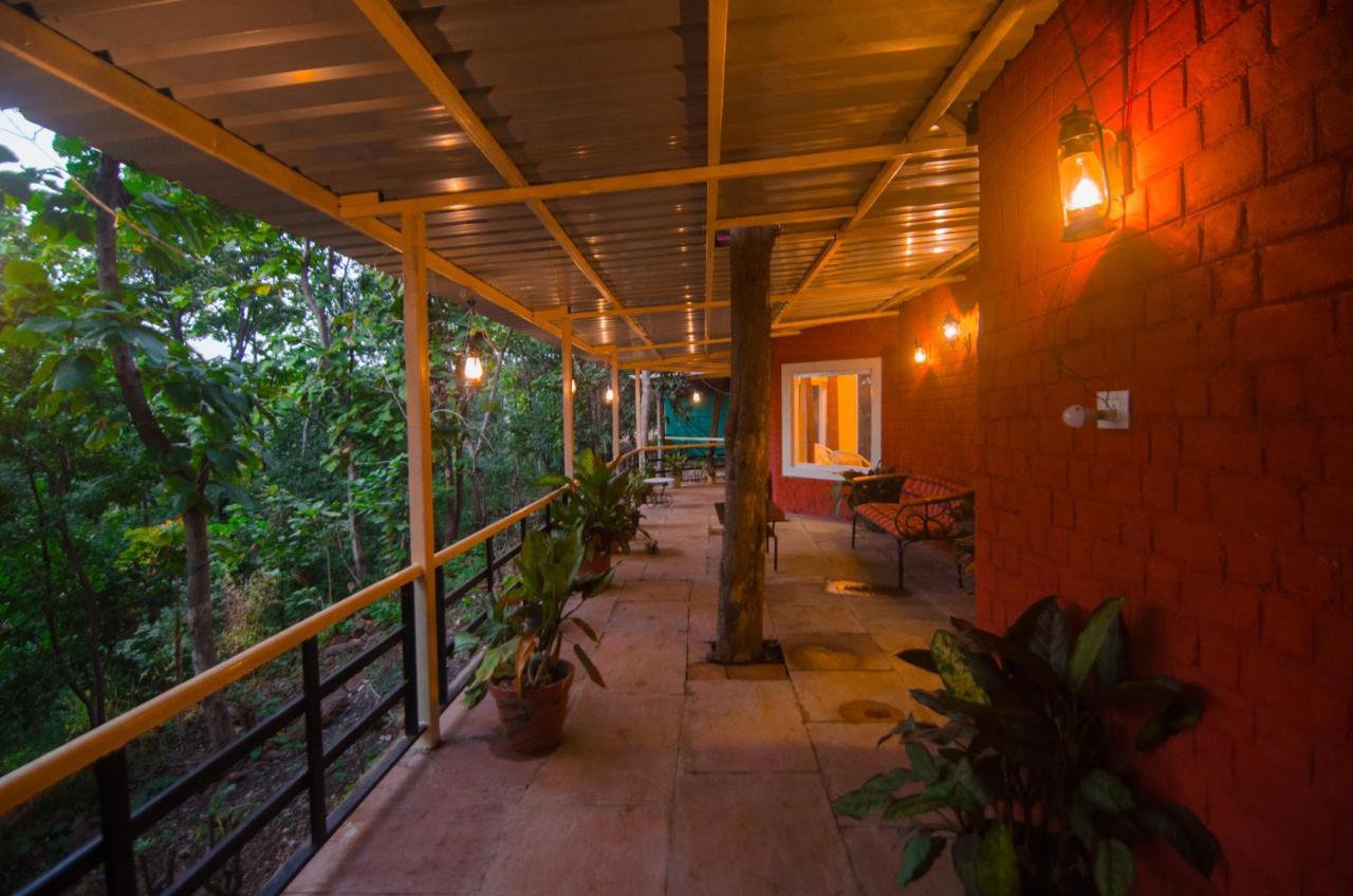Kolar Jungle Retreat Hotel Lawa Khadi Екстериор снимка
